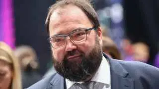 Дочерняя структура «Ростелекома» — компания «РТ Лабс», создавшая портал электронных повесток и «Госуслуги», в 2025 году на фоне запуска реестра призывников резко нарастила прибыль, хотя выручка выросла незначительно.