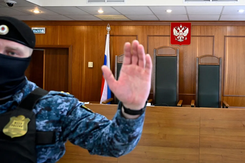 Судебный департамент удалил с сайта данные о судимости с 2005 года. Это подрывает ключевой источник информации о приговорах, репрессиях и косвенных признаках отправки обвиняемых на войну.