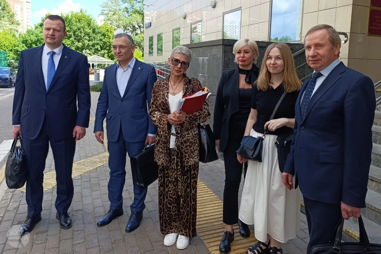 Апелляция оставила в силе решение о лишении адвокатского статуса Алексея Басистова, Дмитрия Проводина и Юлии Тая, против которого выступали защита и представители адвокатского сообщества как превышающее компетенцию Минюста.
