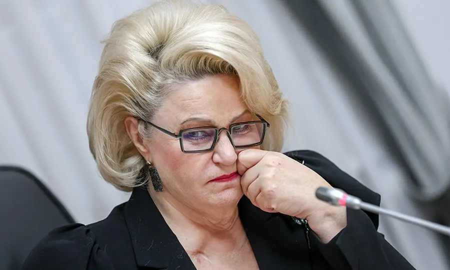 Глава комитета Госдумы по защите семьи Нина Останина призвала Роскомнадзор и Минцифры применять к видеоиграм меры по ограничению доступа и времени пребывания детей в виртуальном пространстве.
