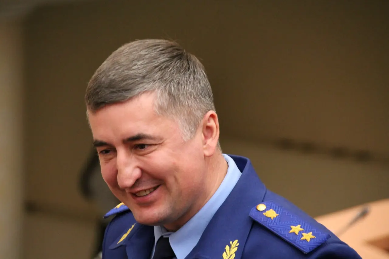 Президент подписал указ о назначении бывшего прокурора Саратовской области Сергея Филипенко прокурором Воронежской области на пятилетний срок. Новым прокурором Саратовской области стал Роман Пантелеев; указ вступил в силу 28 июня.