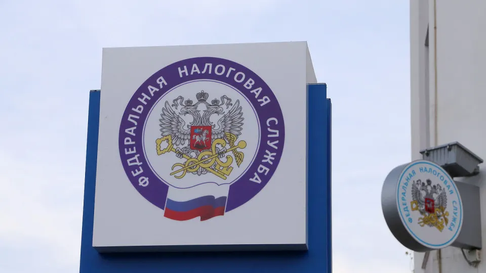 Анонсированные меры поддержки малого бизнеса не распространятся на ИП и микропредпринимателей на патентной системе — для них порог по НДС будет снижаться, в то время как для упрощённой системы временно заморозят порог выручки.