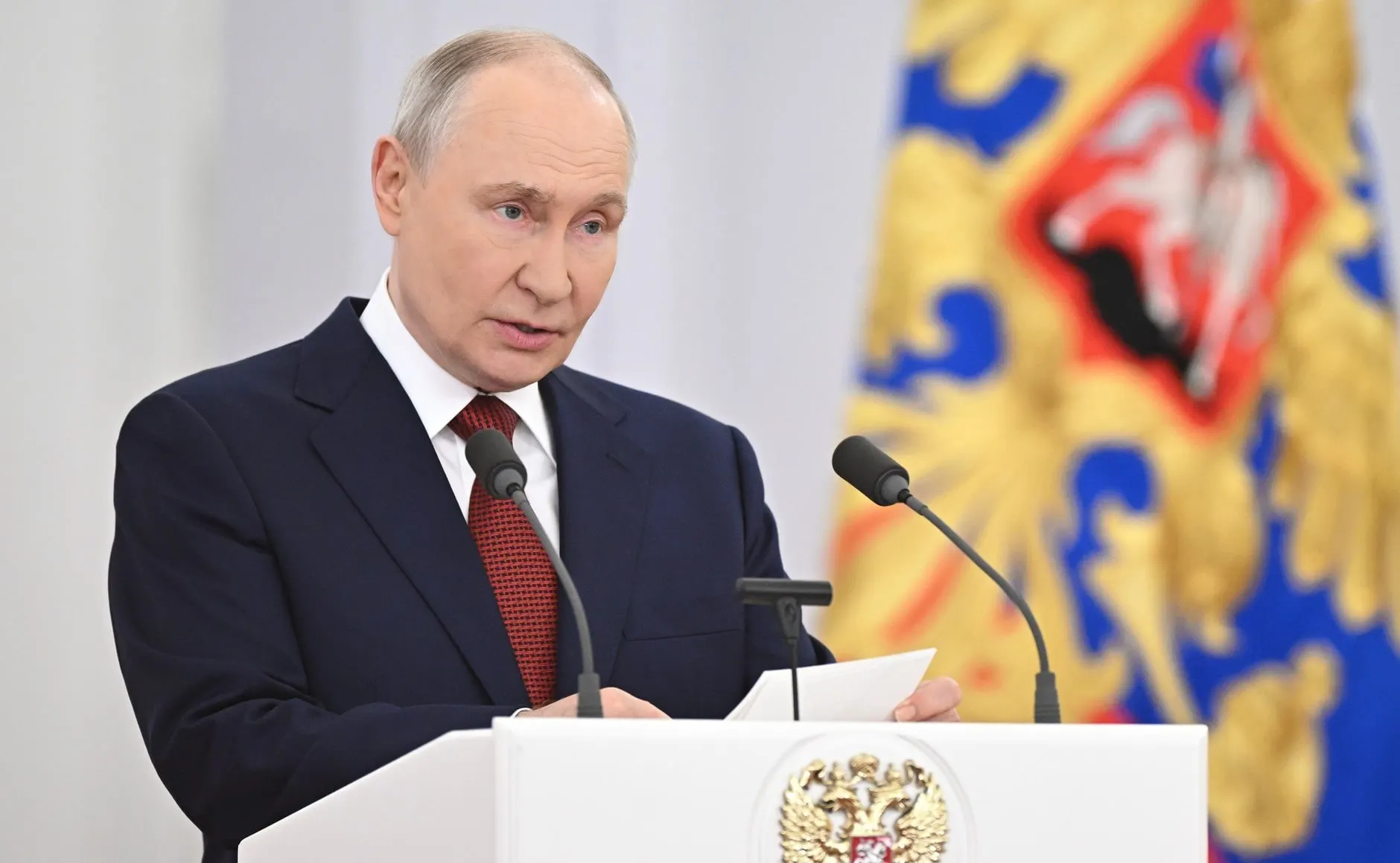 Глава государства обозначил позицию по СВО, оценил западные санкции и назвал приоритеты бюджета на ближайшие три года.