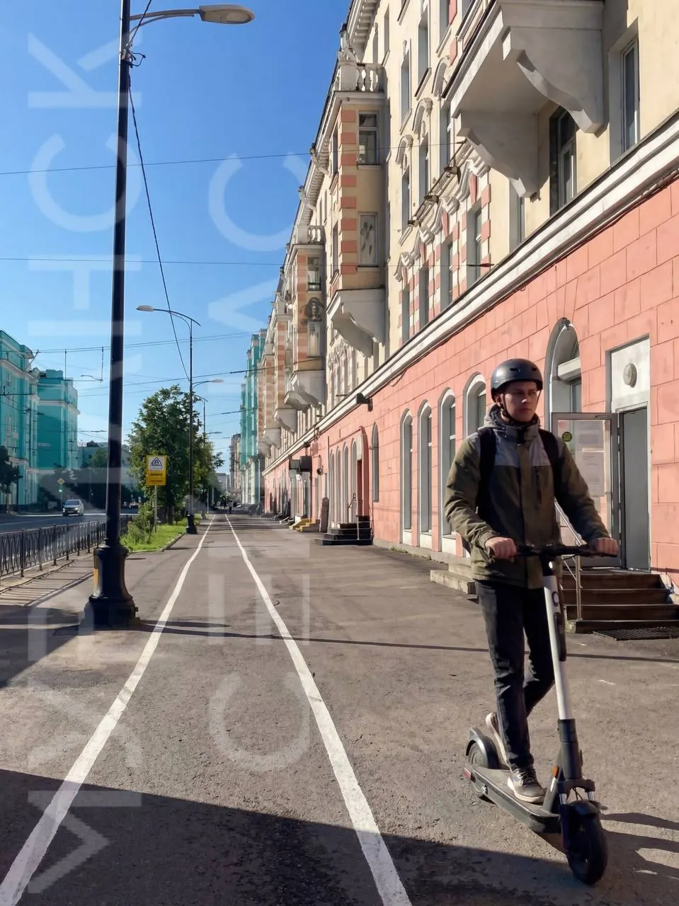 С сентября в Мурманске появятся выделенные парковки для электросамокатов, а ряд общественных пространств закроют для двухколёсного транспорта.