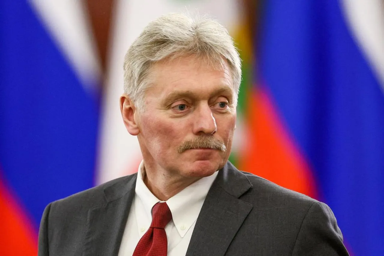 Пресс‑секретарь президента Дмитрий Песков заявил, что боевые действия в Украине перешли от «специальной военной операции» к полноценной войне и обвинил западные страны в прямой поддержке Киева.