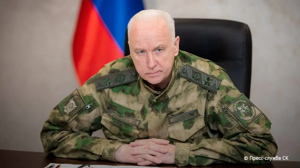 Следственный комитет сообщает, что с 2022 года атаке подверглись 54 региона России: погибло 1 472 человека, ранены 6 754. В докладе также говорится о росте числа жертв в 2026 году и ущербе свыше 1 трлн рублей.