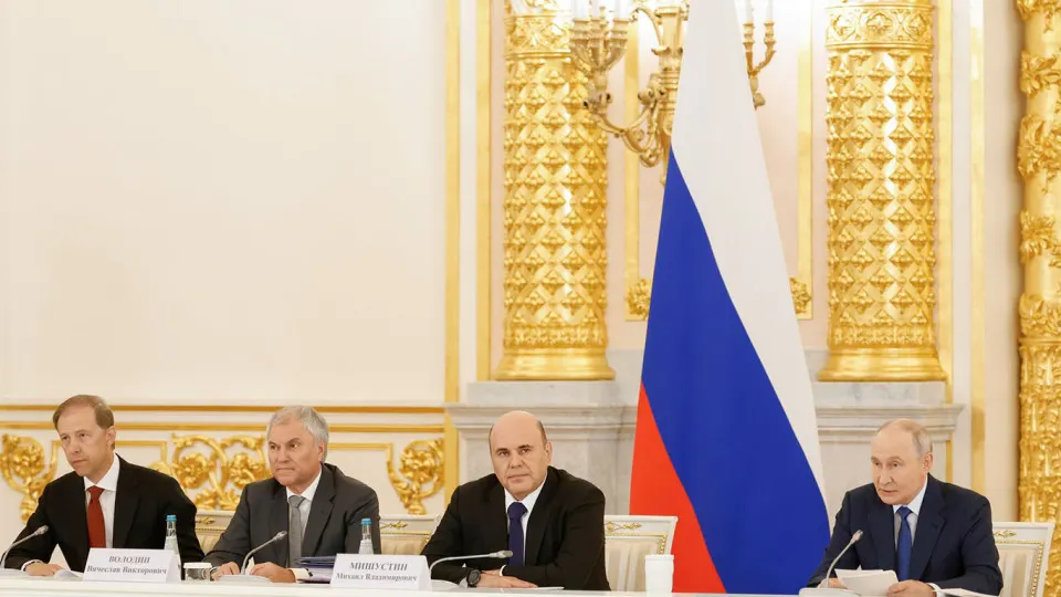 Глава государства объявил о мерах по адаптации и трудоустройству ветеранов и вернувшихся с фронта после завершения конфликта на Украине.