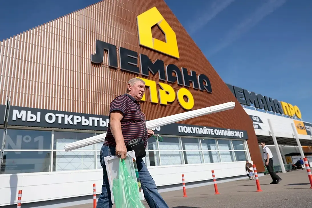 Денис Исаев назначен на пост гендиректора Ле Монлид; в цепочке активов группы FM Logistic происходят изменения и судебные разбирательства в Краснодаре, сопровождаемые кадровыми перестановками.