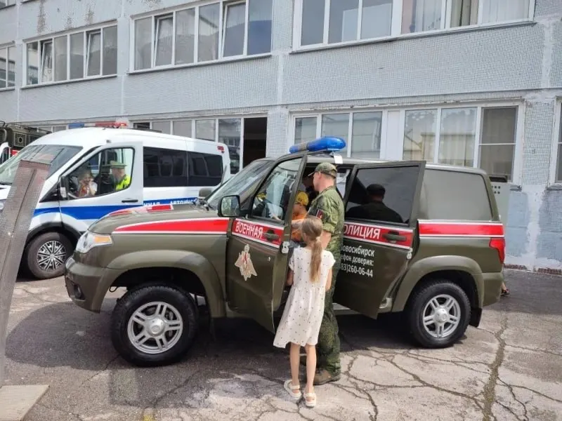Минобороны предлагает расширить полномочия военной полиции: право опрашивать граждан, запрашивать документы и работать в гражданской одежде.