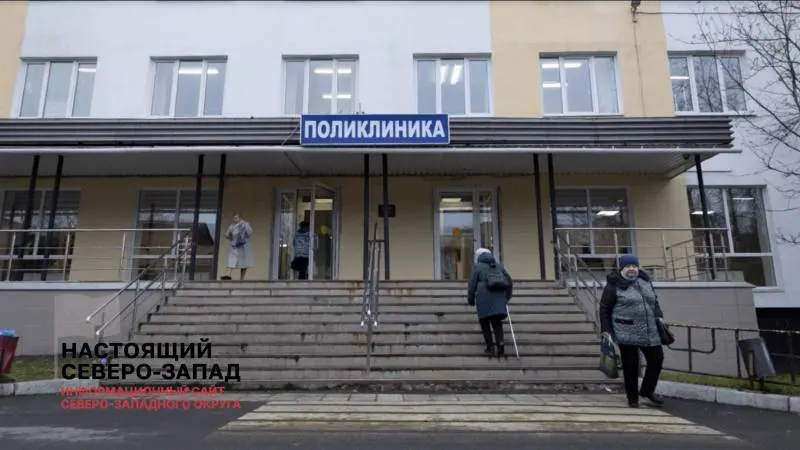 Жители Мурманска сообщают о неделях ожидания приёма, очередях между больницами и трудностях попасть к нужному специалисту.