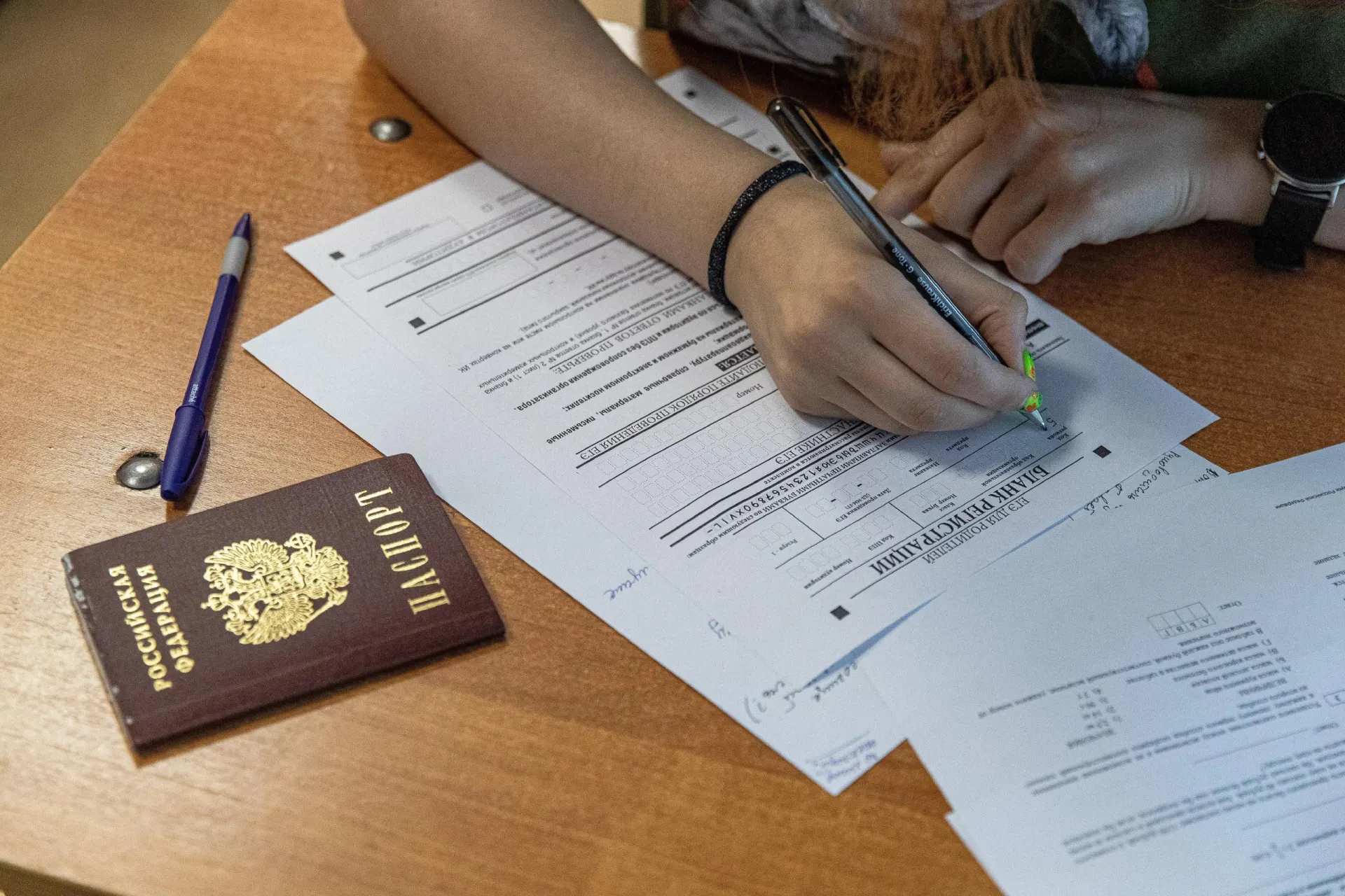 Изменения в приёме в вузы предусматривают добавочные баллы к ЕГЭ для школьников и вступят в силу с 2027 года.